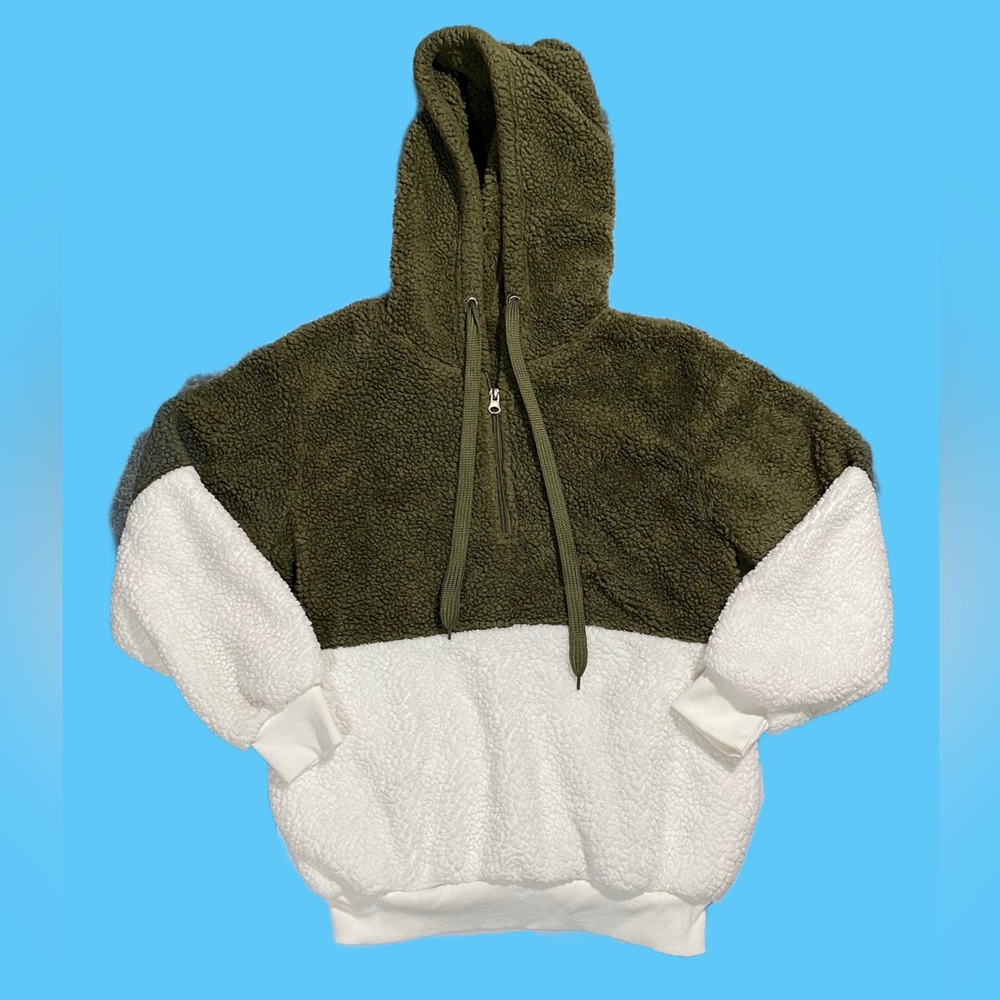 Two-Tone Sherpa fleece Quarter Zip Pullover